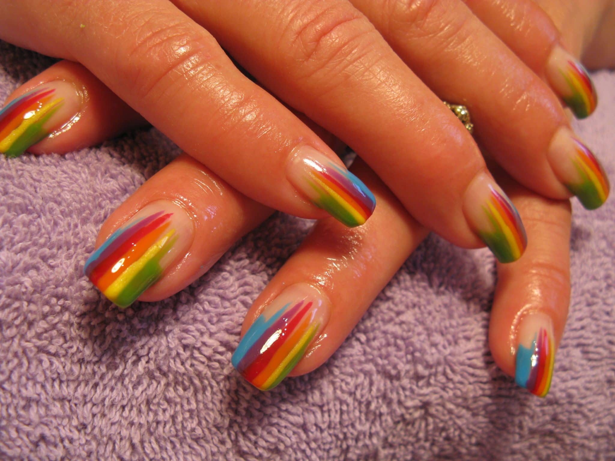 Цветные ногти